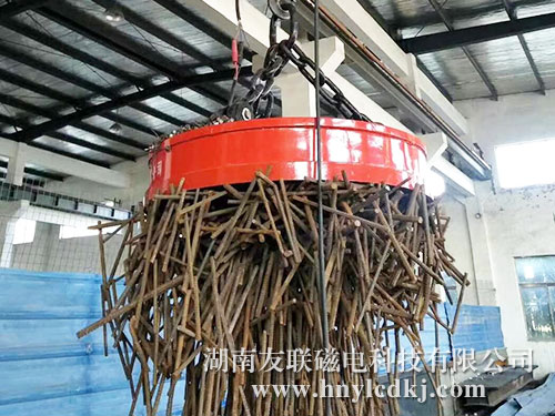 MW5標準系列吊運廢鋼電磁鐵